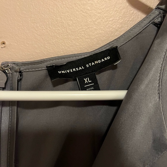 Universal Standard Alexandrina pocket dress - glossy lavender - Picture 5 of 6